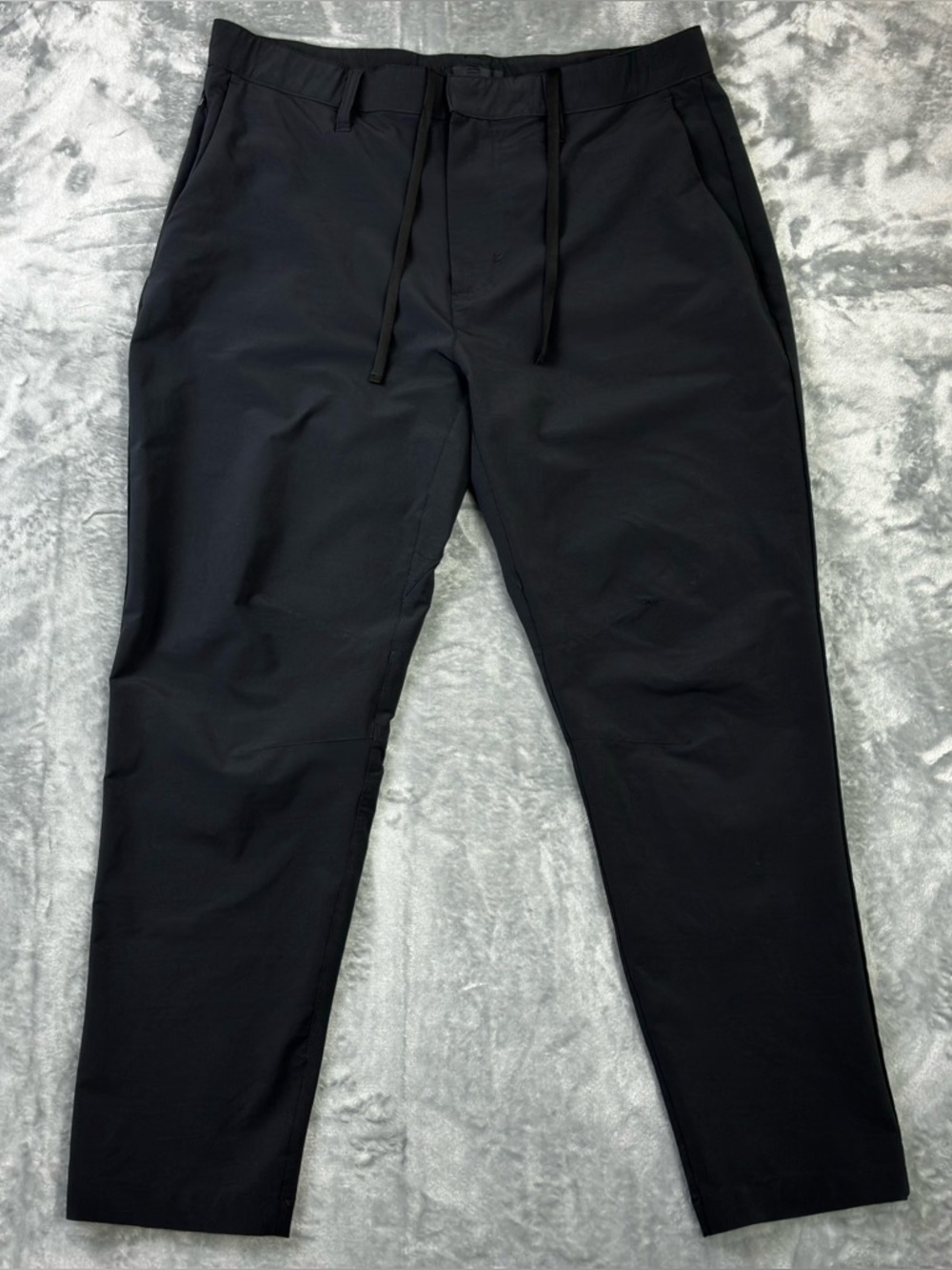 Fabletics Mens The Only Pant Black Size Large Stretch Performance Athleisure